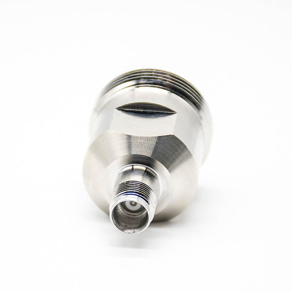 HF-Adapter Metall gerade NEX10-Buchse auf DIN 7/16-Buchse freihängend 50 Ohm 